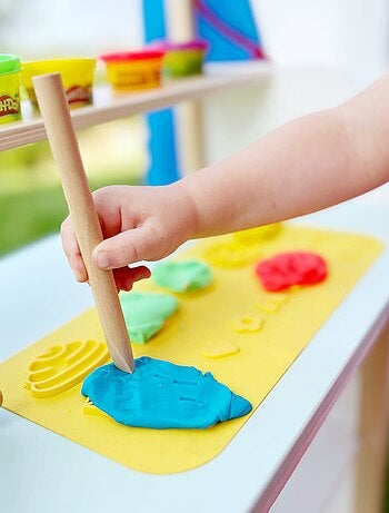 6 vasetti di pasta modellabile + grembiule impermeabile e accessori "Roba x Play‑Doh