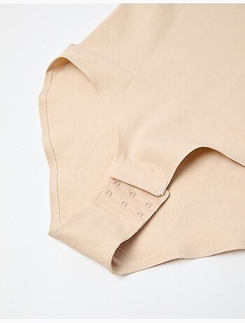 Abbigliamento modellatore, MO Fashion