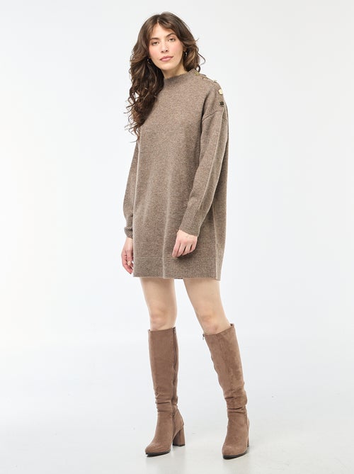 Abito a maglia con bottoni decorativi - Kiabi