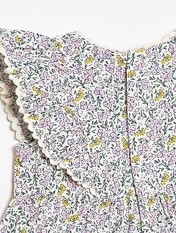 Abito a maniche corte con volant