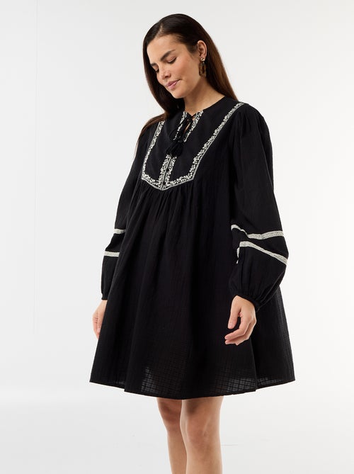 Abito ampio da maternità con ricami - Kiabi