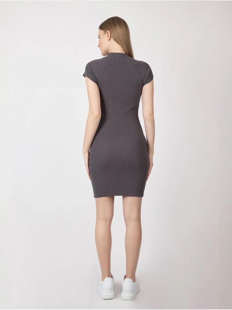 Abito casual midi a collo alto in maglia hiccup Grigio - Kiabi