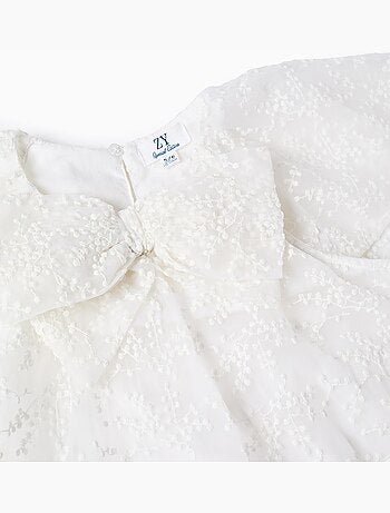 Abito con fiocco e maniche a mantella arricciate