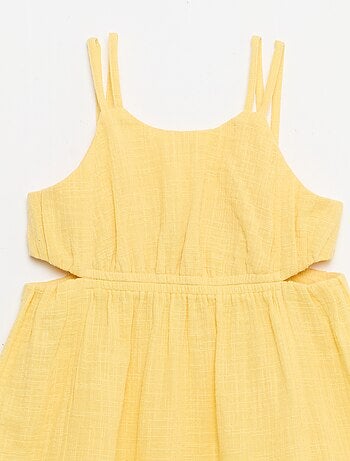 Abito con spalline sottili non regolabili + spacchi laterali