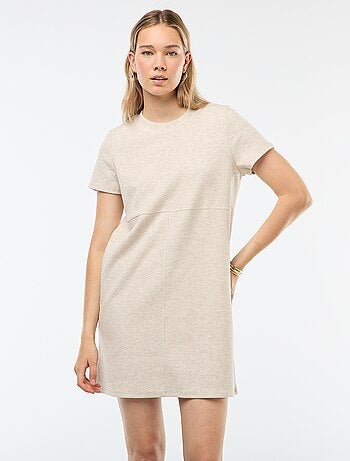 Abito corto in maglia soffice a coste