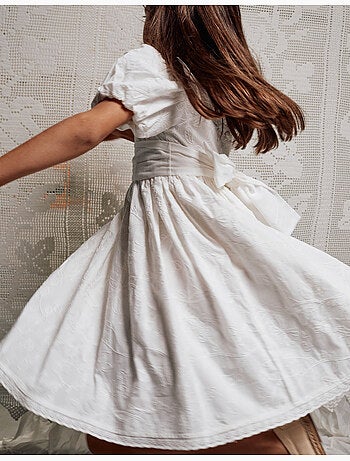 Abito in cotone con maniche a palloncino e cintura