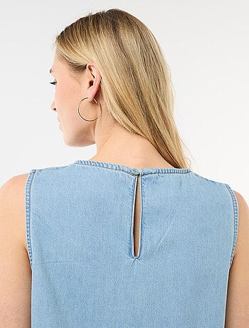 Abito in denim senza maniche con fondo a balza