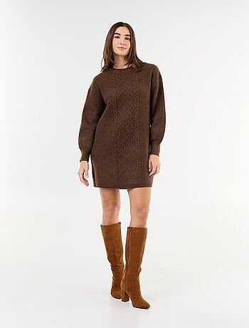Abito in maglia a trecce