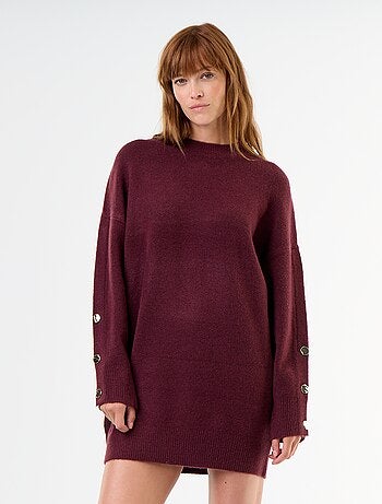 Abito in maglia con bottoni martellati