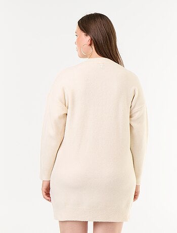 Abito in maglia con maniche abbottonate