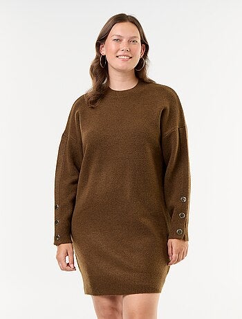 Abito in maglia con maniche abbottonate