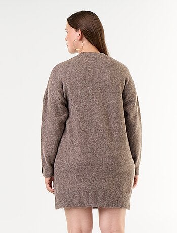 Abito in maglia con maniche abbottonate