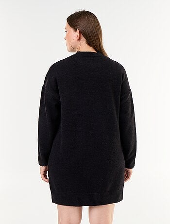 Abito in maglia con maniche abbottonate