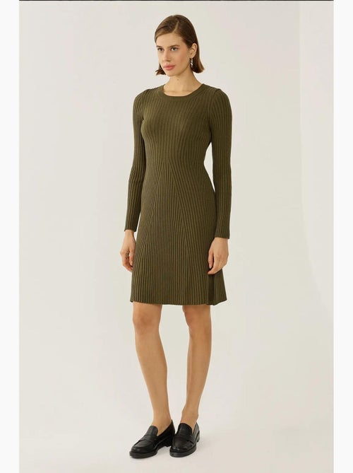 Abito in maglia con scollo a giro hiccup - Kiabi Abito in maglia con scollo a giro hiccup - Kiabi