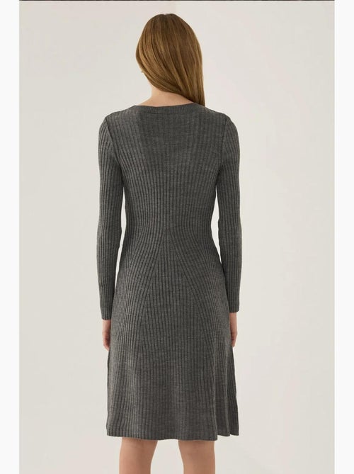 Abito in maglia con scollo a giro hiccup - Kiabi Abito in maglia con scollo a giro hiccup - Kiabi