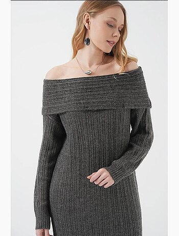 Abito in maglia oversize con spalle scoperte bdart