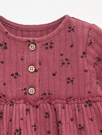 Abito in maglia soffice a coste con collo abbottonato