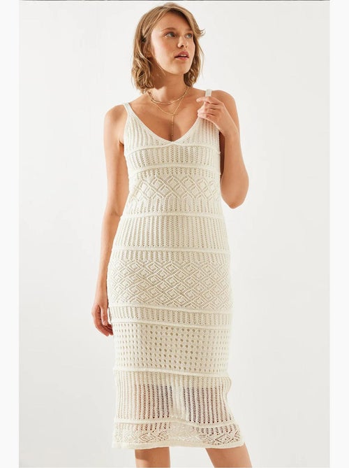 Abito in maglia traforata con fodera e spalline sottili bianco lucci - Kiabi