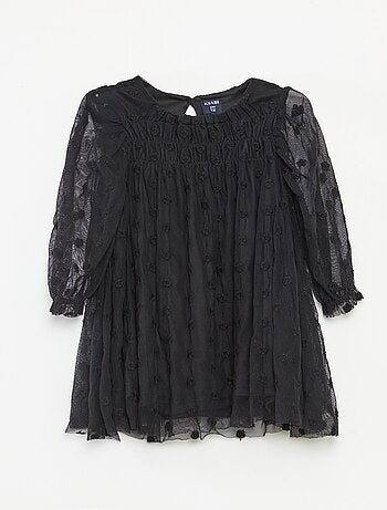 Abito in tulle con ricami di fiori