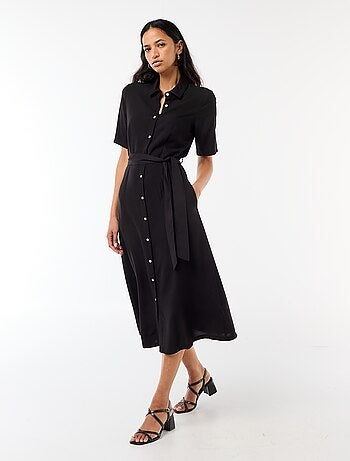 Abito lungo a camicia con cintura da annodare