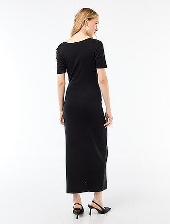 Abito lungo con drappeggio e dettaglio gioiello