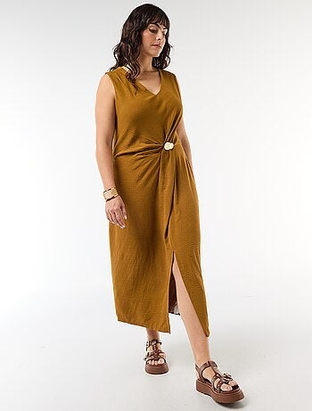 Abito lungo drappeggiato con dettaglio gioiello