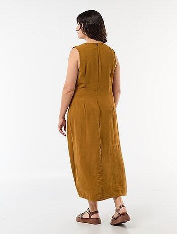 Abito lungo drappeggiato con dettaglio gioiello