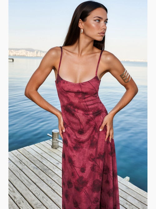 Abito lungo in tulle floreale con spalline hiccup - Kiabi Abito lungo in tulle floreale con spalline hiccup - Kiabi