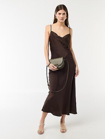 Abito lungo satinato a spalline sottili