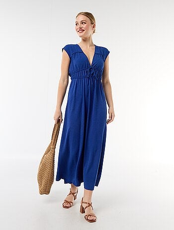 Abito lungo senza maniche con nodo