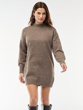 Abito maglia con bottoni decorativi