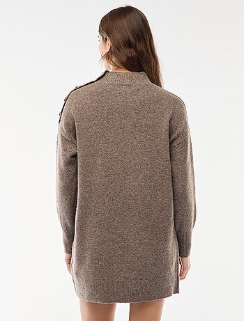 Abito maglia con bottoni decorativi