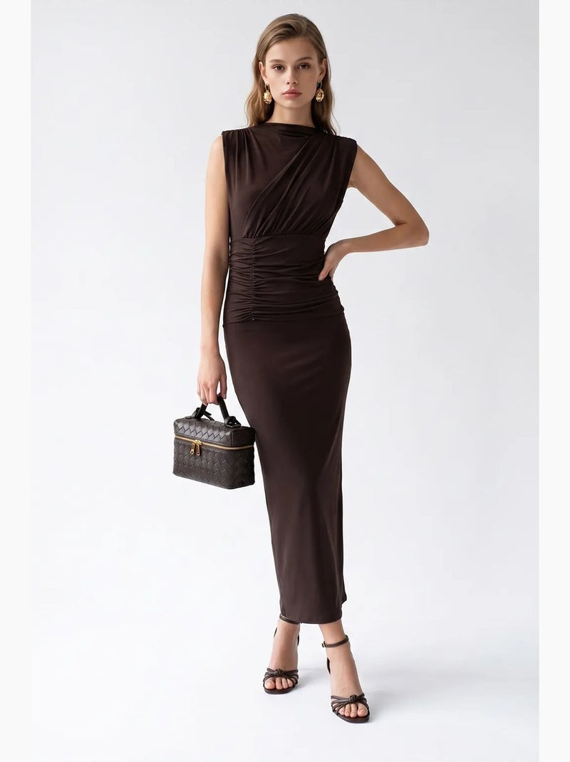 Abito maxi aderente senza maniche con scollo a cappuccio mixray Marrone cioccolato - Kiabi