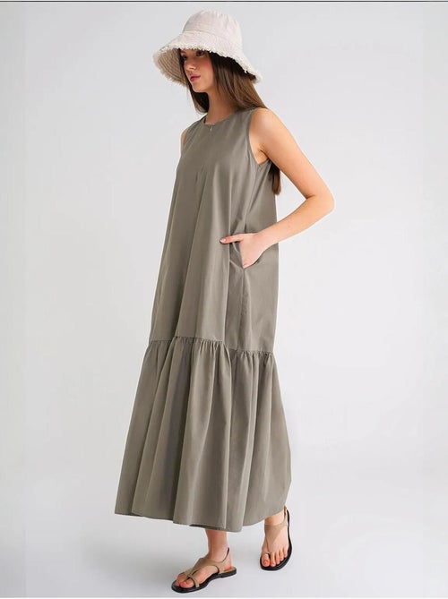 Abito maxi con colletto e dettagli con ruches mixray - Kiabi Abito maxi con colletto e dettagli con ruches mixray - Kiabi