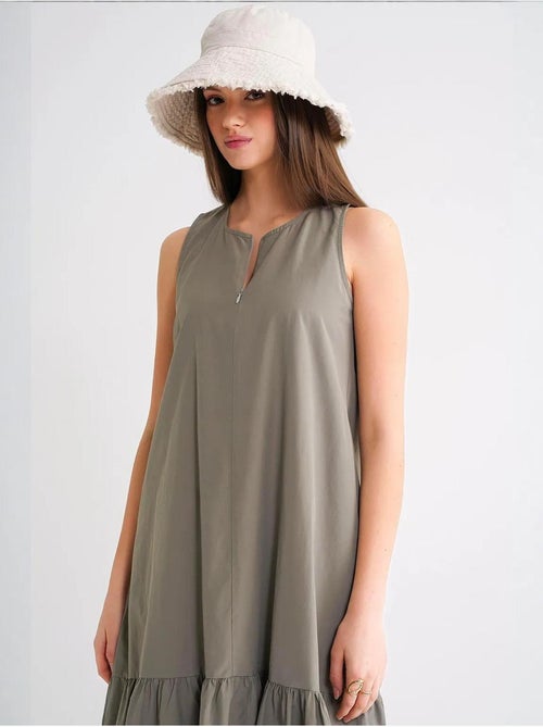 Abito maxi con colletto e dettagli con ruches mixray - Kiabi Abito maxi con colletto e dettagli con ruches mixray - Kiabi