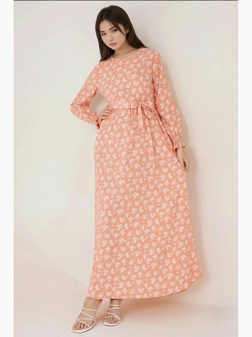 Abito maxi con stampa floreale, maniche lunghe e cintura hiccup - Kiabi Abito maxi con stampa floreale, maniche lunghe e cintura hiccup - Kiabi
