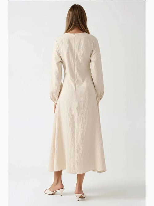 Abito maxi con texture e girocollo hiccup - Kiabi Abito maxi con texture e girocollo hiccup - Kiabi