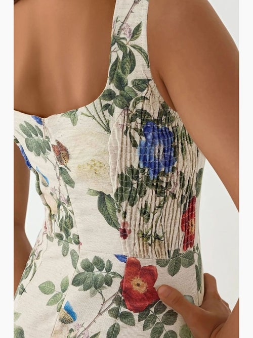 Abito maxi effetto lino con stampa floreale allover e dettaglio elastico sul retro hiccup - Kiabi Abito maxi effetto lino con stampa floreale allover e dettaglio elastico sul retro hiccup - Kiabi