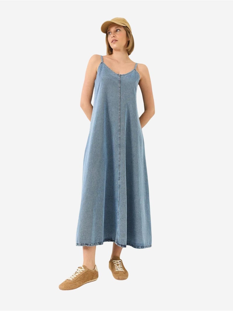 Abito maxi in denim con scollo a v e chiusura con bottoni lucci Blu chiaro - Kiabi