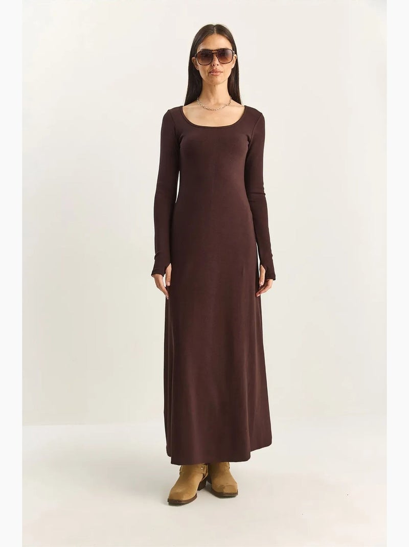 Abito maxi in maglia a linea a lucci Marrone scuro - Kiabi