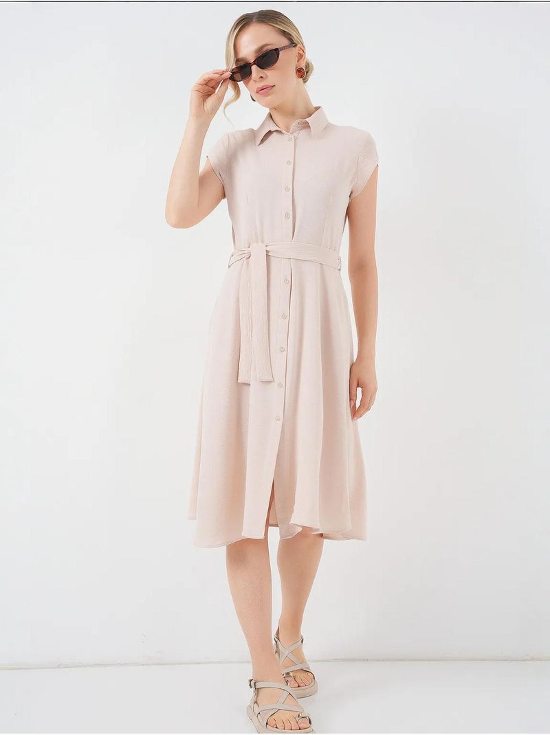Abito midi a linea a con colletto a camicia, abbottonatura e dettaglio a bordino bdart Crema - Kiabi