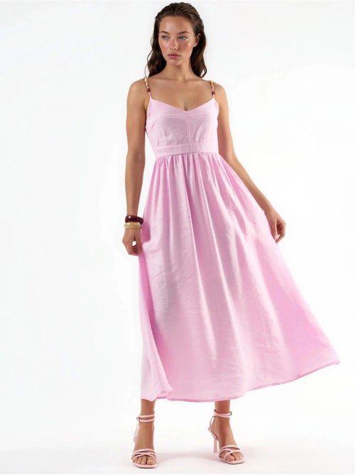 Abito midi a linea a con dettaglio accessorio busem - Kiabi Abito midi a linea a con dettaglio accessorio busem - Kiabi