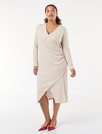 Abito midi a portafoglio in maglia