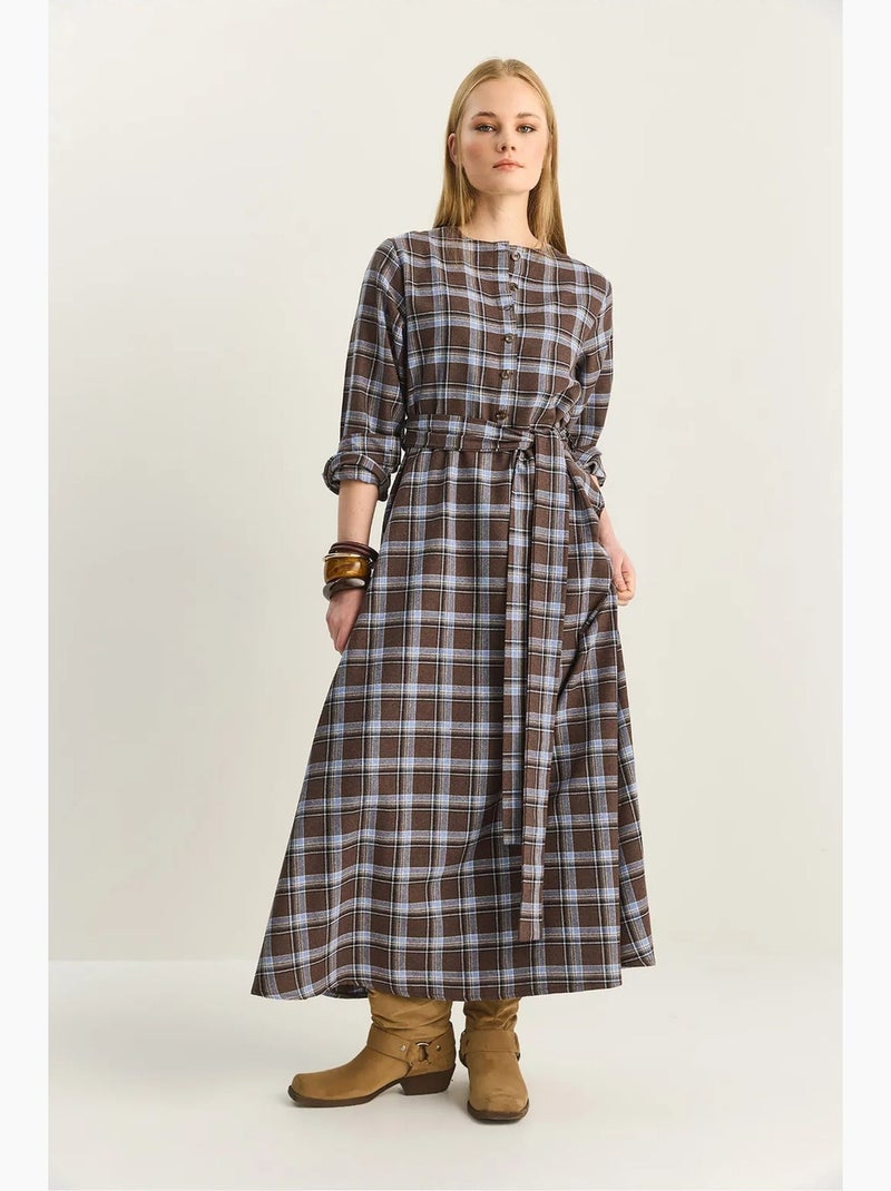 Abito midi a quadri con cintura lucci Marrone - Kiabi