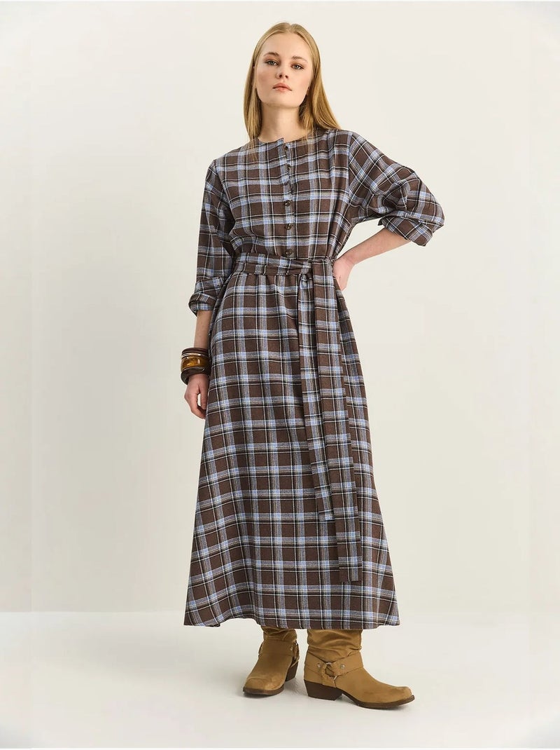 Abito midi a quadri con cintura lucci Marrone - Kiabi
