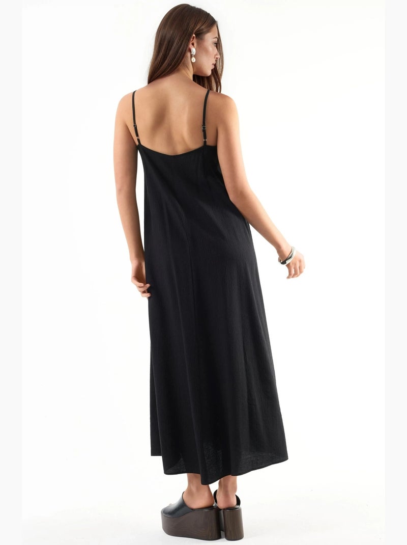 Abito midi a sottoveste con scollo a v busem Nero - Kiabi