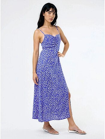 Abito midi a sottoveste floreale con scollo a cuore busem
