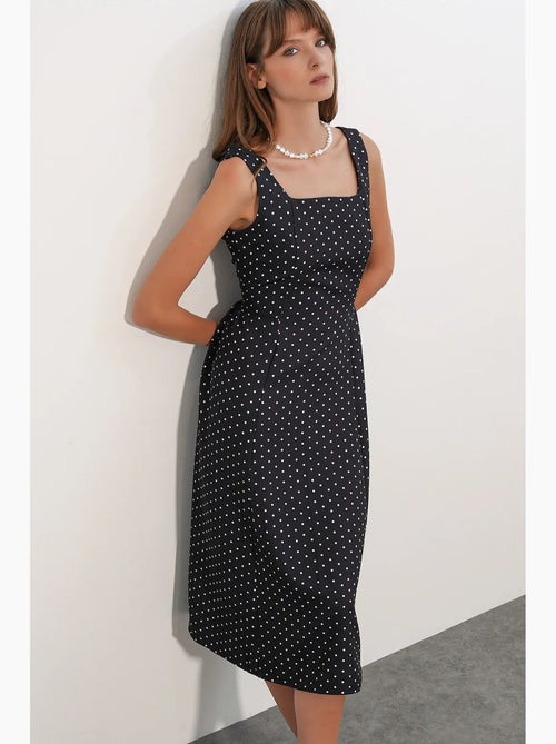 Abito midi a trapezio a pois bdart - Kiabi Abito midi a trapezio a pois bdart - Kiabi