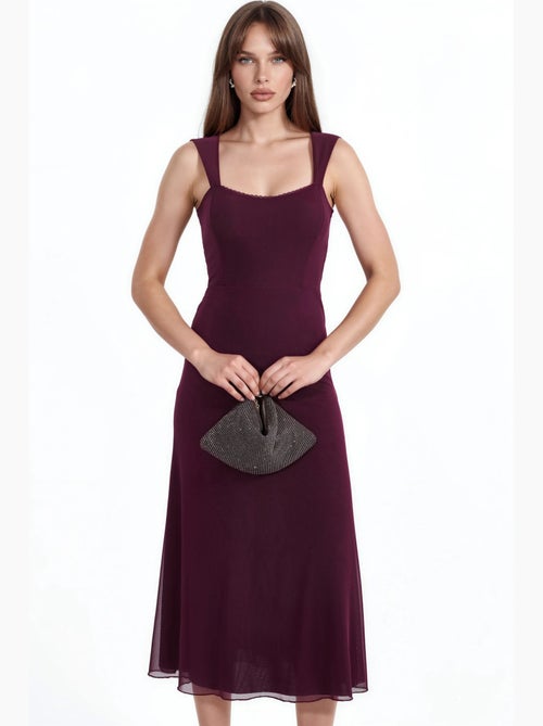 Abito midi a trapezio con colletto a cuore hiccup - Kiabi Abito midi a trapezio con colletto a cuore hiccup - Kiabi