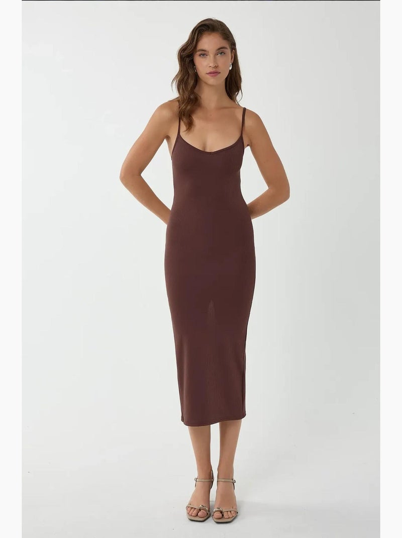 Abito midi aderente con scollo a v e spalline sottili hiccup Marrone - Kiabi
